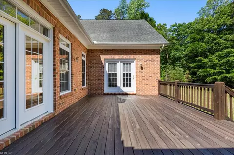 Exterior - 7845 Riverwatch Dr, Gloucester, VA 23061 photo 3 of 6