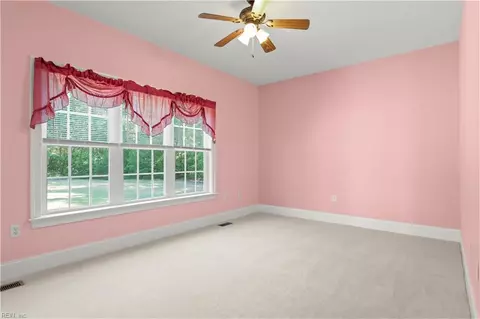 Bedroom - 7845 Riverwatch Dr, Gloucester, VA 23061 photo 4 of 8