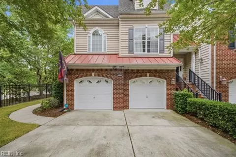 4401 Barkingdale Dr, Virginia Beach, VA 23462