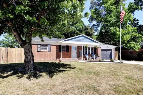 419 Aspen Dr, Newport News, VA 23608