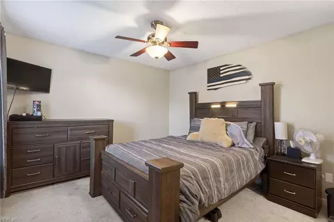 Bedroom - 11 Knox Pl, Hampton, VA 23669 photo 1 of 4
