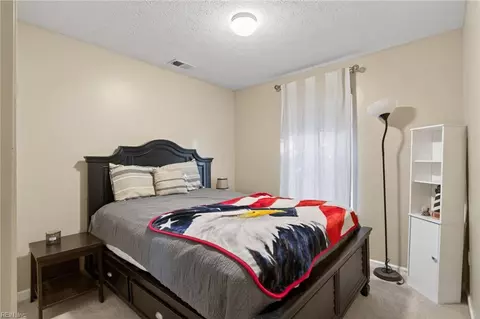Bedroom - 11 Knox Pl, Hampton, VA 23669 photo 4 of 4