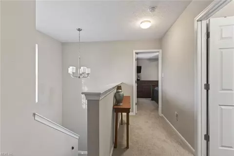 Entry Way - 11 Knox Pl, Hampton, VA 23669 photo 2 of 2