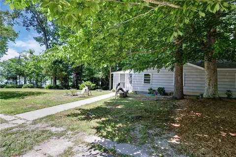 9701 Old Retriever Trl, Charles City, VA 23030