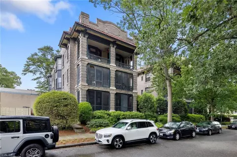 812 Stockley Gdns #12, Norfolk, VA 23507
