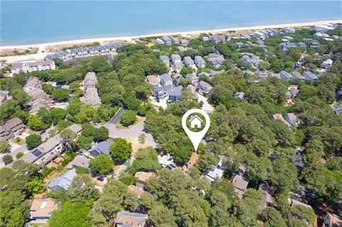2101 Woodlawn Ave, Virginia Beach, VA 23455