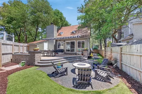2101 Woodlawn Ave, Virginia Beach, VA 23455