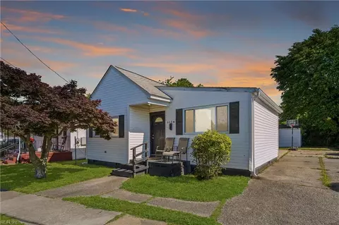 1124 St Julian Ave, Norfolk, VA 23504