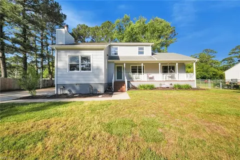31 Pasture Rd #A, Poquoson, VA 23662