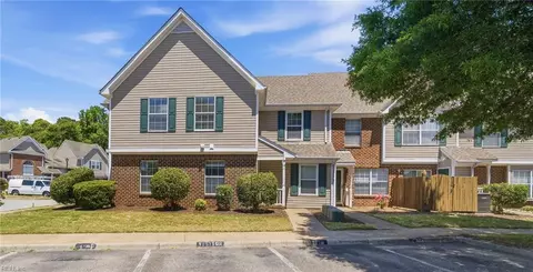 1614 Willow Point Arch Arch, Chesapeake, VA 23320