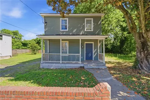 315 Saint Matthew St, Petersburg, VA 23803