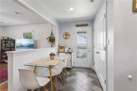 Other - 2 Pavilion Pl, Hampton, VA 23664 photo 6 of 13