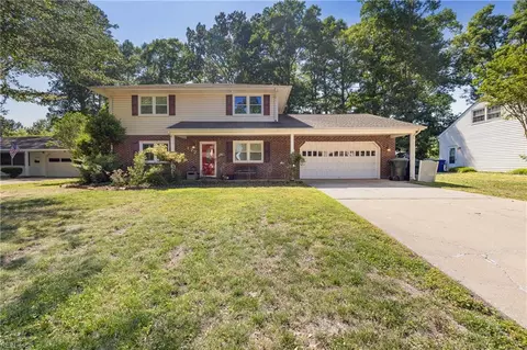 177 Windsor Castle Dr, Newport News, VA 23608