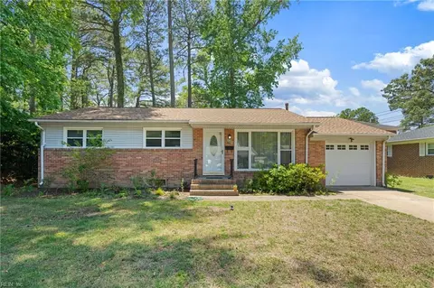 853 Benwood Rd, Norfolk, VA 23502