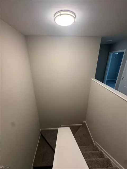 Entry Way - 637 Grimes Rd, Hampton, VA 23663 photo 1 of 3