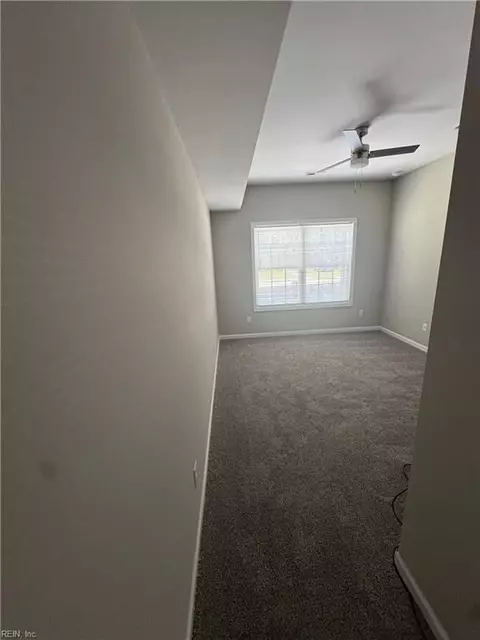 Entry Way - 637 Grimes Rd, Hampton, VA 23663 photo 3 of 3