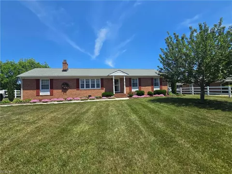 66 Level Blvd, Warsaw, VA 22572