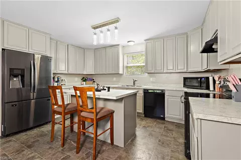 Kitchen - 16 Lacrosse St, Hampton, VA 23663 photo 2 of 3