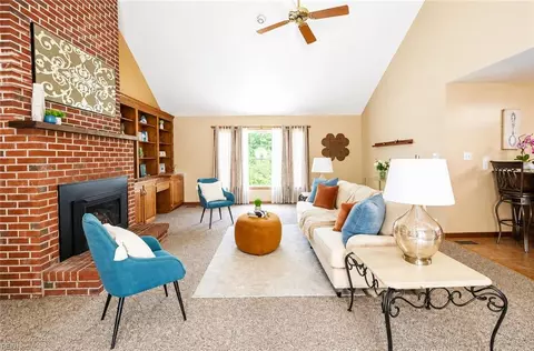 Living - 9467 Dutton Rd, Dutton, VA 23050 photo 3 of 6