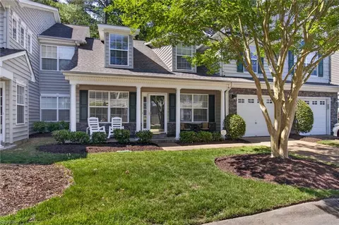 2803 Waters Edge Ln, Suffolk, VA 23435