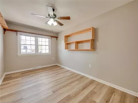Bedroom - 79 Tide Mill Ln, Hampton, VA 23666 photo 6 of 8