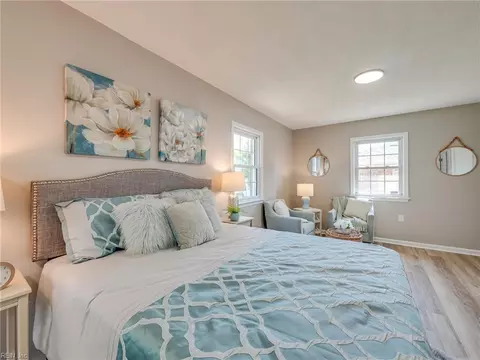 Bedroom - 79 Tide Mill Ln, Hampton, VA 23666 photo 2 of 8
