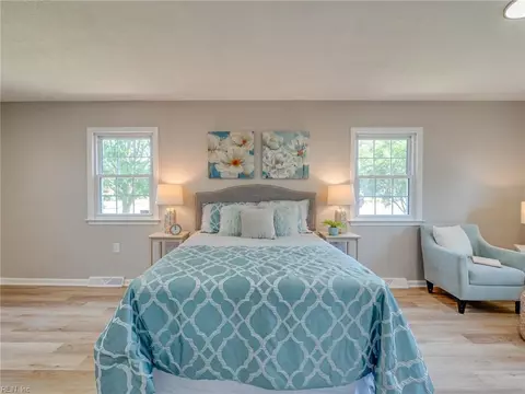 Bedroom - 79 Tide Mill Ln, Hampton, VA 23666 photo 3 of 8