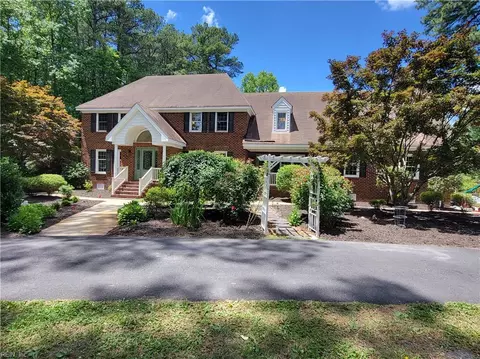 2408 Johnstown Rd, Chesapeake, VA 23322