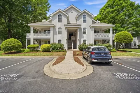 720 Inlet Quay Quay #F, Chesapeake, VA 23320