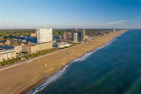 4016 Harlow St, Virginia Beach, VA 23451