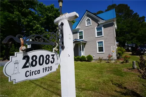 28083 Harborton Rd, Harborton, VA 23389