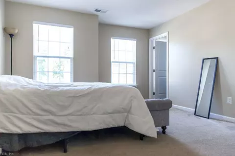 Bedroom - 16 Nightingale Rd, Hampton, VA 23666 photo 3 of 9