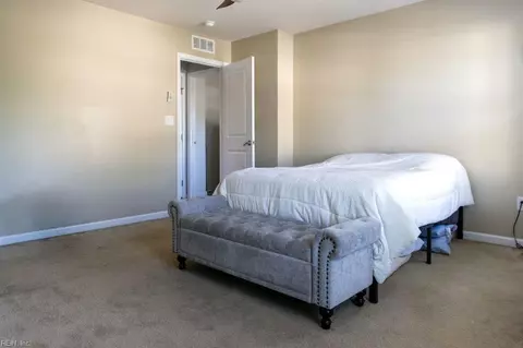 Bedroom - 16 Nightingale Rd, Hampton, VA 23666 photo 2 of 9