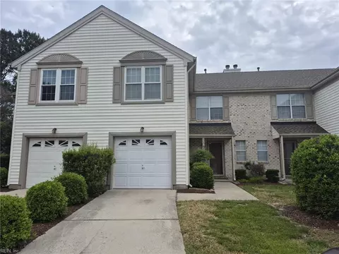 5016 Heathglen Cir, Virginia Beach, VA 23456