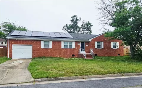 3436 Petunia Cres, Virginia Beach, VA 23453