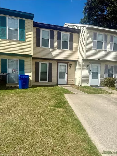 3705 Sugar Creek Cir, Portsmouth, VA 23703