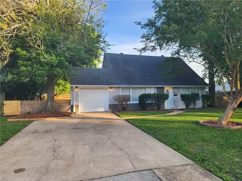 1719 Citadel Rd, Norfolk, VA 23518