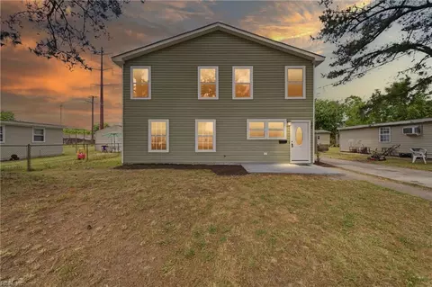 904 Bethel Rd, Chesapeake, VA 23324
