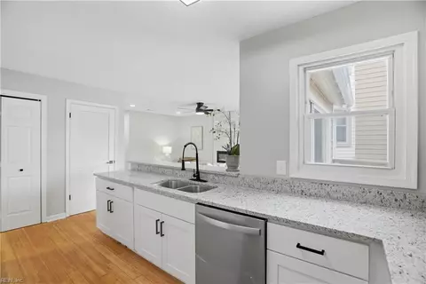 Kitchen - 1634 E Ocean View Ave #2E, Norfolk, VA 23503 photo 2 of 5