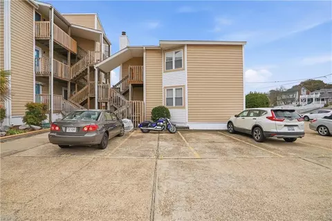 Exterior - 1634 E Ocean View Ave #2E, Norfolk, VA 23503 photo 9 of 10