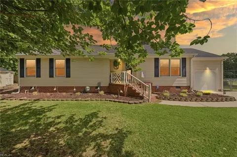 109 Davenport Ct, Suffolk, VA 23434