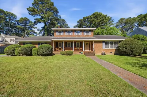 507 Dumville Ave, Suffolk, VA 23434