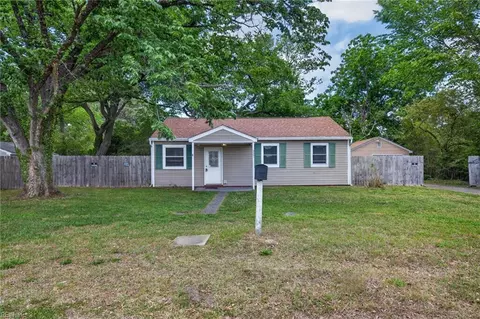 237 Beacon Rd, Portsmouth, VA 23702