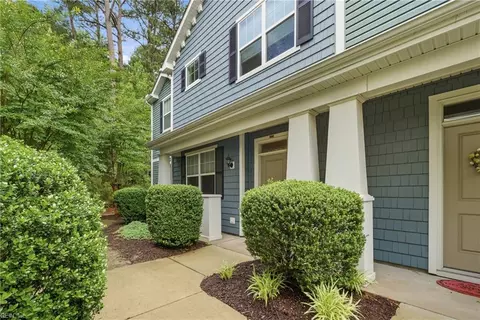 2504 Leytonstone Dr, Chesapeake, VA 23321