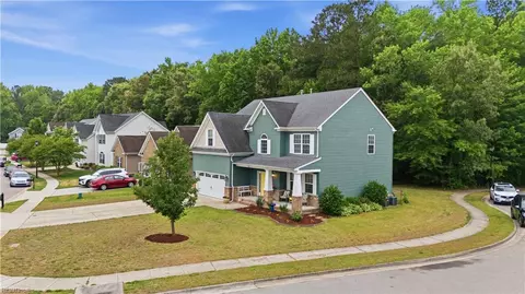 800 Aaron Culbreth Ct, Chesapeake, VA 23322