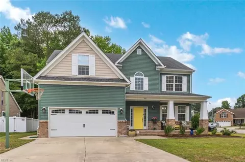 800 Aaron Culbreth Ct, Chesapeake, VA 23322