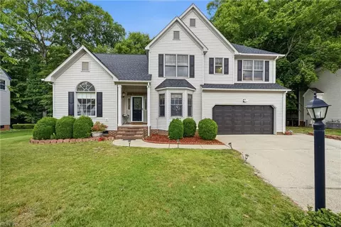 108 Lake Pointe Dr, Newport News, VA 23603