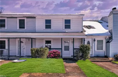 3224 Creekside Dr, Virginia Beach, VA 23453