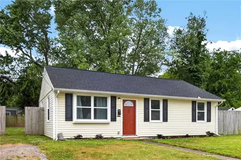 Exterior - 203 Roane Dr, Hampton, VA 23669 photo 3 of 3