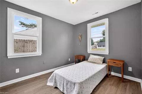 Bedroom - 203 Roane Dr, Hampton, VA 23669 photo 3 of 3
